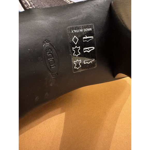 Tod's Pellame Brushed Sandals MRSP in box $975 - Picture 8 of 10